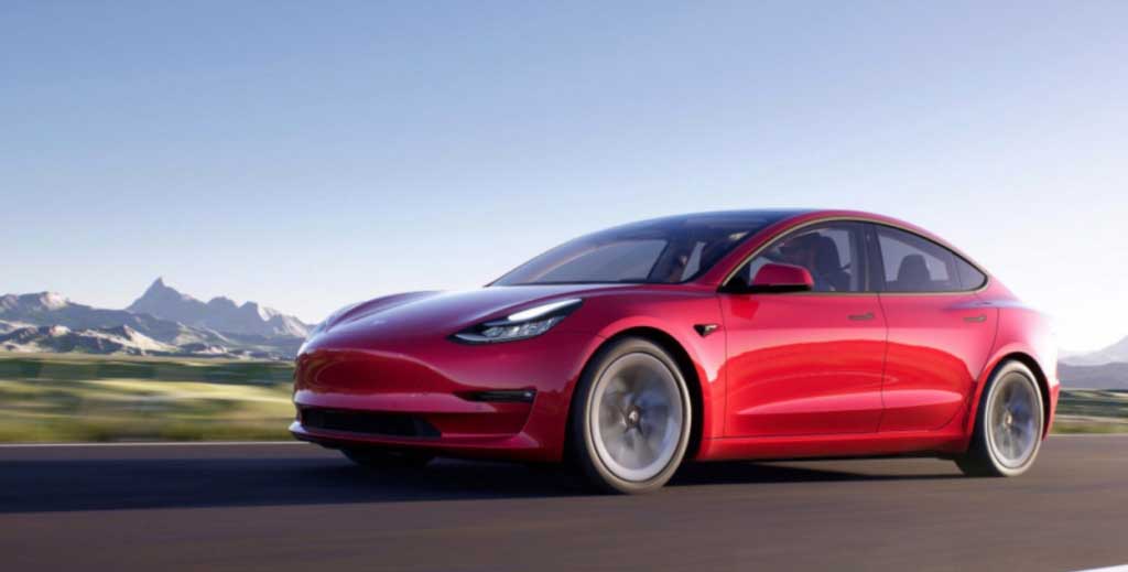 2022 Tesla Model S Review