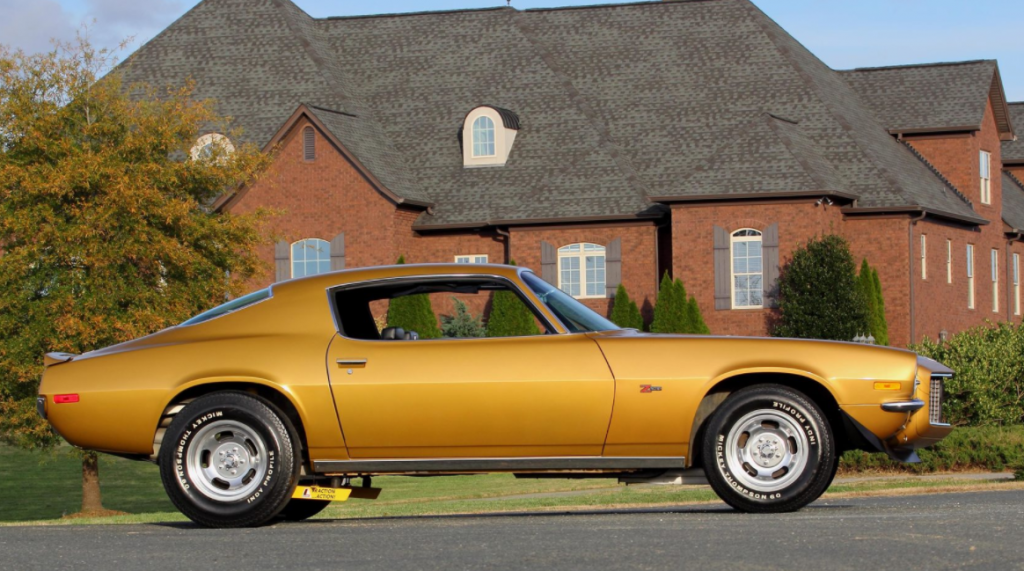 Complete Review of the 1970 Chevrolet Camaro Z/28 – Design, Specs, Performance